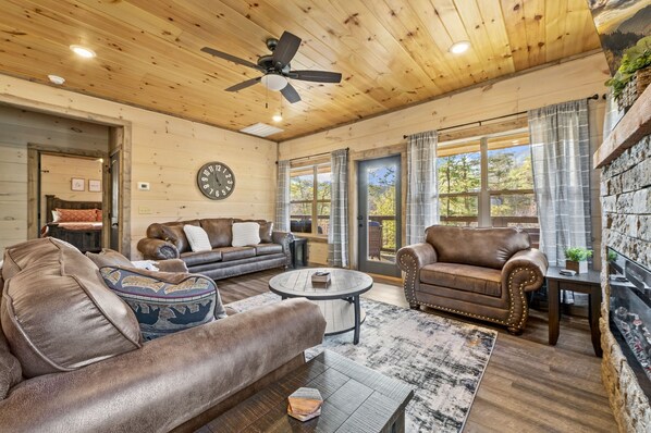 Téléviseur connecté, foyer, jeux vidéo