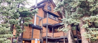 Forest Hideaway, 1 Min from Woodward, Sleeps 10