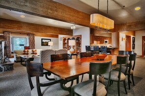 Dining - Luxury Four Bedroom Townhouse by RedAwning (Park City)