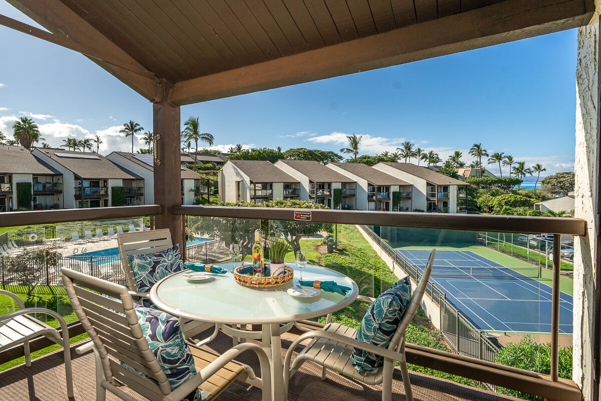 屋外ダイニングエリア