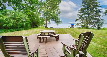 Maya's Palace: Pet-Friendly Keuka Lake Escape!