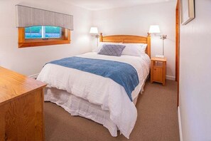 2 habitaciones, tabla de planchar con plancha, internet y ropa de cama 