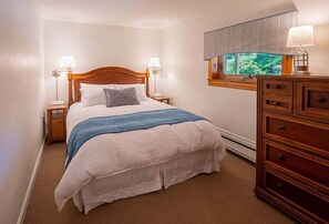 2 habitaciones, tabla de planchar con plancha, internet y ropa de cama 