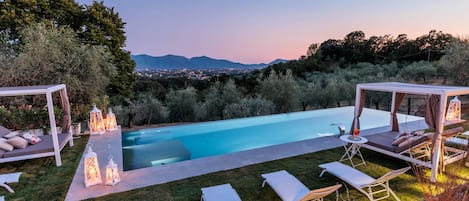 Villa | 8 sovrum och wi-fi