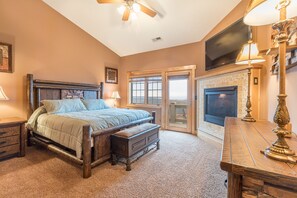 Premier Room, 5 Bedrooms (Southwind) | Dihias secara berasingan, dilengkapkan perabot secara berasingan 