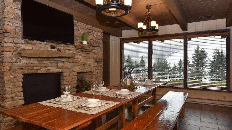 Seven Springs Resort Properties