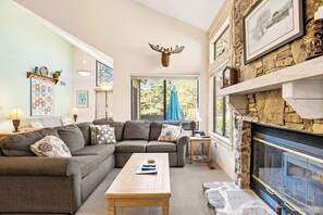 Deluxe Condo, 3 Bedrooms (Villages) | Living area | 32-inch flat-screen TV with cable channels, TV - Seven Springs Resort  by Vail Resorts (Champion)