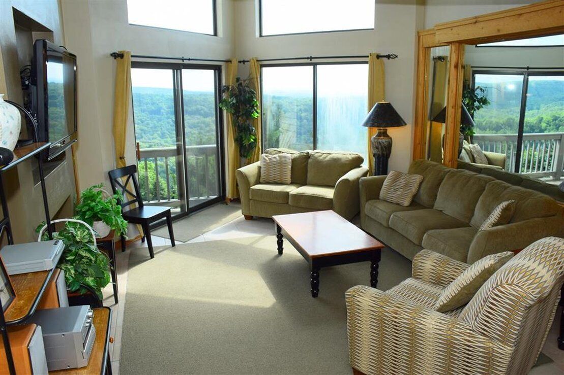 32-吋平面電視、有線頻道、電視