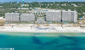 On the beach, sun-loungers - * Spectacular views! * Beachfront * 4 pools * Top Resort! (Gulf Shores)