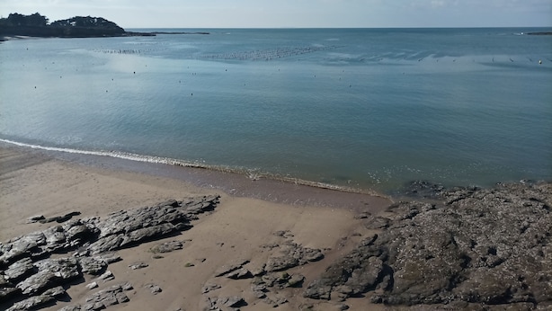 Beach nearby - GÎTE "ARC en CIEL" BLEU between Sea and Country 10 mn from the beach (Férel)