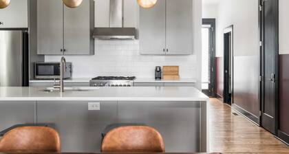 Linda by Avantstay Lovely 4BR Condo in Heart of Nashville