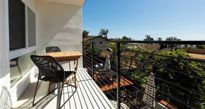 Avalon II by Avantstay Chic & Stylish San Diego Condo w/ Vibrant Interiors