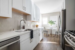 Apartment (1 Bedroom) | Interior