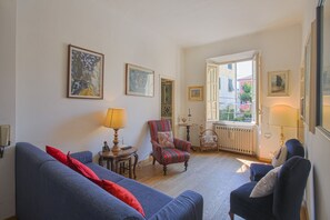 Flachbildfernseher