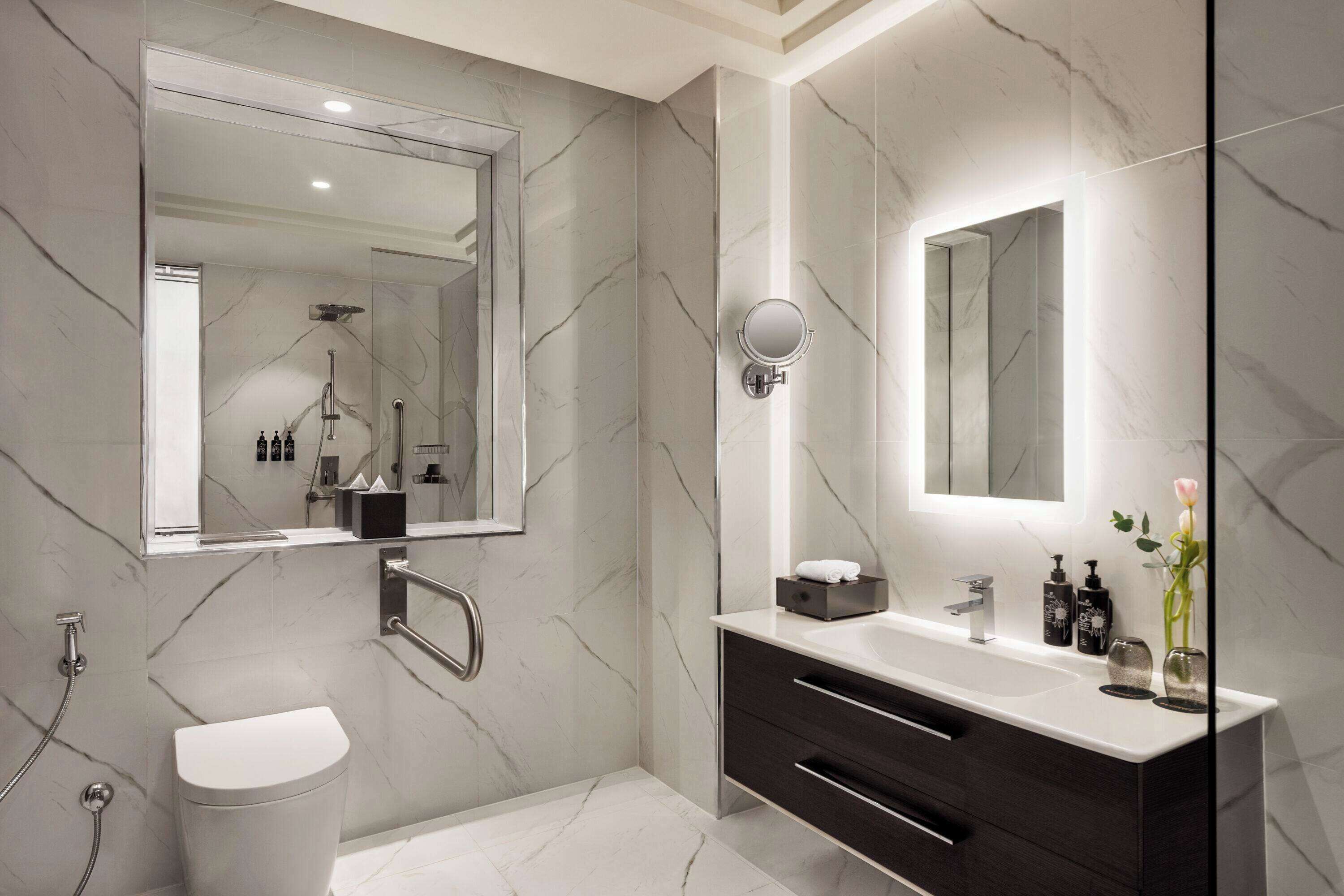 حمام لذوي الاحتياجات الخاصة
