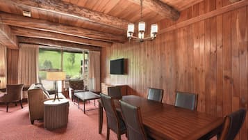 Suite (Lodge) | Een strijkplank/strijkijzer, gratis babybedden, extra bedden