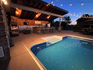 Outdoor pool, a heated pool