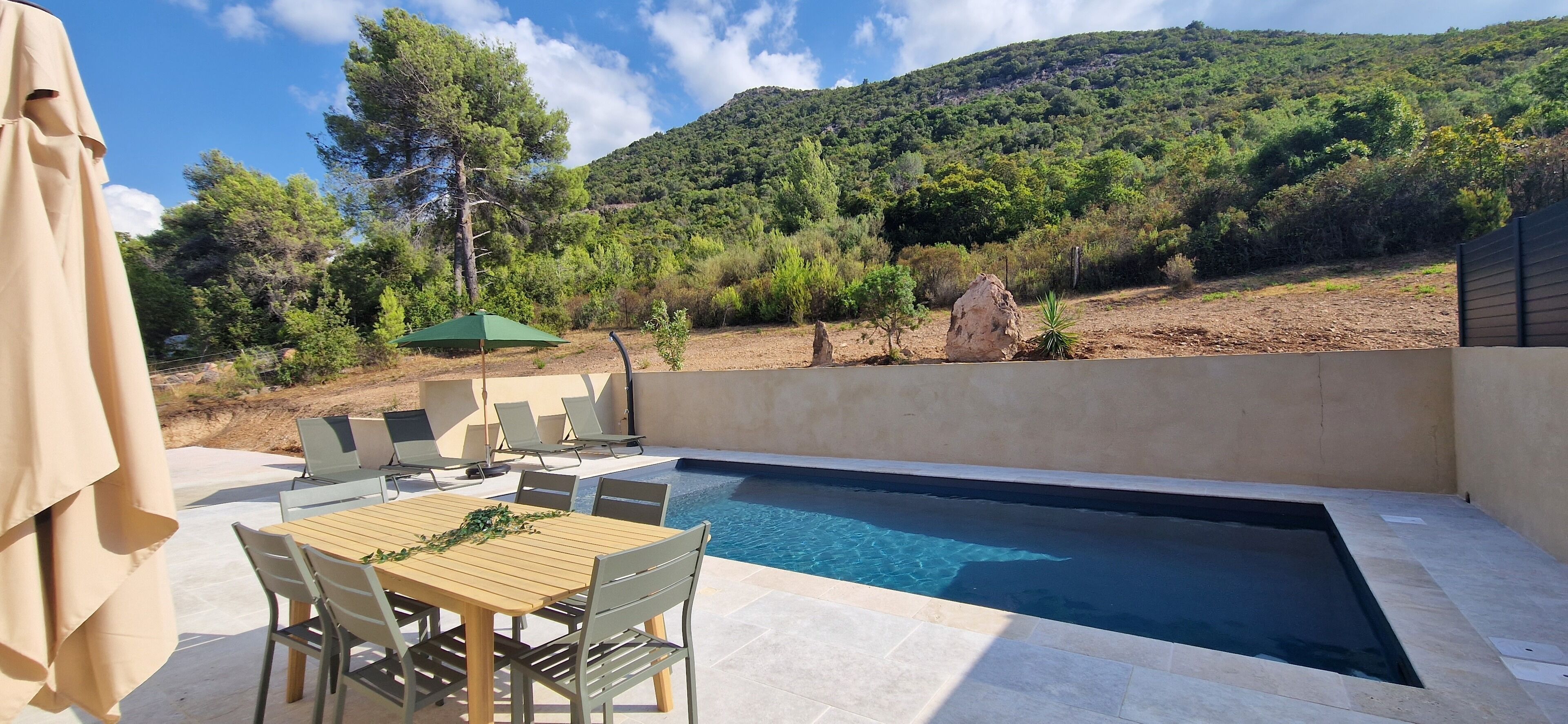 Piscine extérieure, piscine chauffée