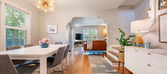BEST LOCATION DOWNTOWN, DESIGNER FURNISHINGS