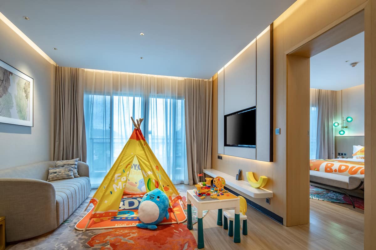 Suite, 1 Bedroom (Kids Theme) | 1 bedroom, premium bedding, down comforters, minibar