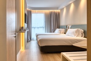 Chambre Standard, 2 lits une place (Free Breakfast)