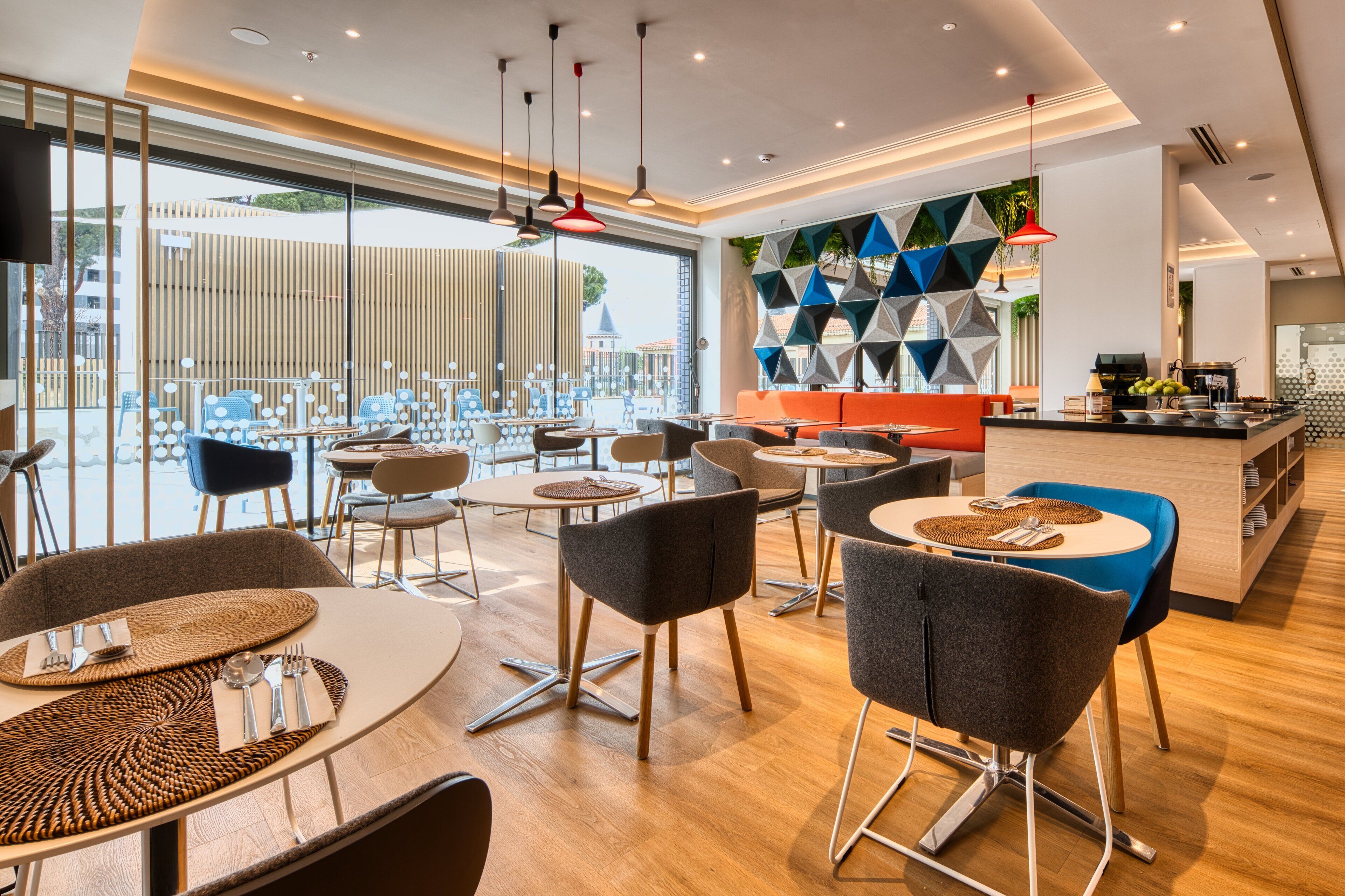 Foto - Holiday Inn Express - Madrid - Airport by IHG