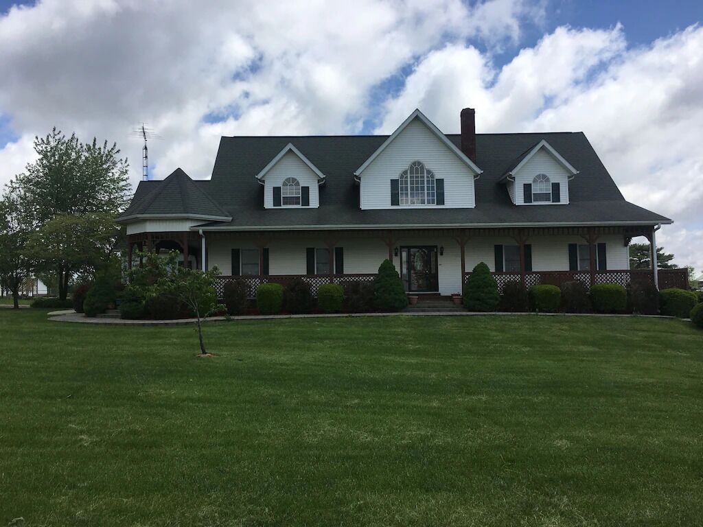 Green Gables B&B sleeps 24, 6 bdrms 8 beds 5 1/2 baths 2-Full ktch din lvng rms