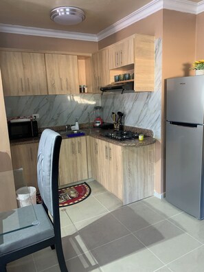 Microwave, stovetop, coffee/tea maker, toaster - Punta Cana apartment (Punta Cana)