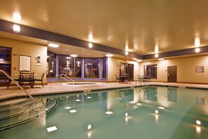 Indoor pool - Free Breakfast Buffet. Pool, Hot Tub & Gym Access! (Novi)