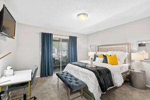 1 bedroom, desk, iron/ironing board, WiFi