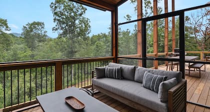 Wild Oaks at Watersong ~ 4BR w/Container Pool! ~ Must See!