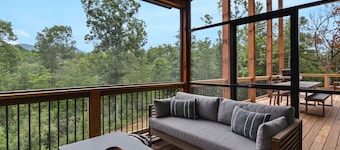Wild Oaks at Watersong ~ 4BR w/Container Pool! ~ Must See!