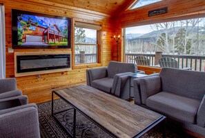 Interior - Mountain Lodge. Large kitchen hot tub, fire pit. (Bailey)