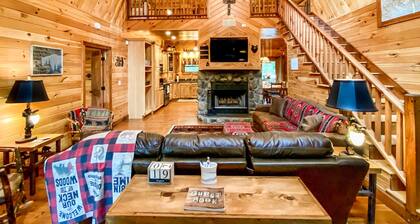Luxury Cabin in the Woods