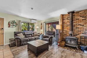 Smart TV, computer monitors, printers - Recently acquired property that's a work in progress (Sedona)