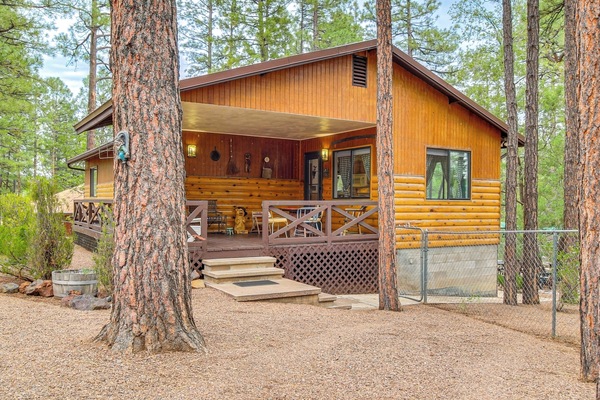 Pinetop-Lakeside Vacation Rental | 4BR | 2BA | 1,900 Sq Ft | Steps Required