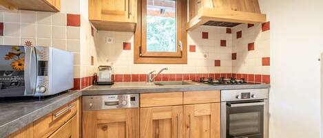 Microwave, oven, dishwasher, toaster