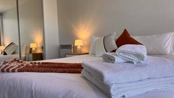 3 bedrooms, iron/ironing board, travel crib, free WiFi