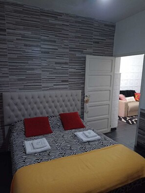 1 habitación, wifi y ropa de cama 