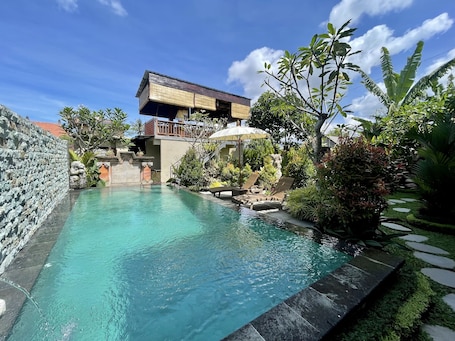 ์ผ์ธ ์์์ฅ