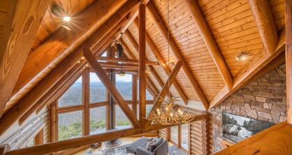 EPIC VIEWS-HotTub-WoodStove-Sauna-Fireplace-GameRoom-Playset-EV-FencedYard+More!