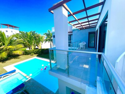 Best Villa in Ocean Village!!!