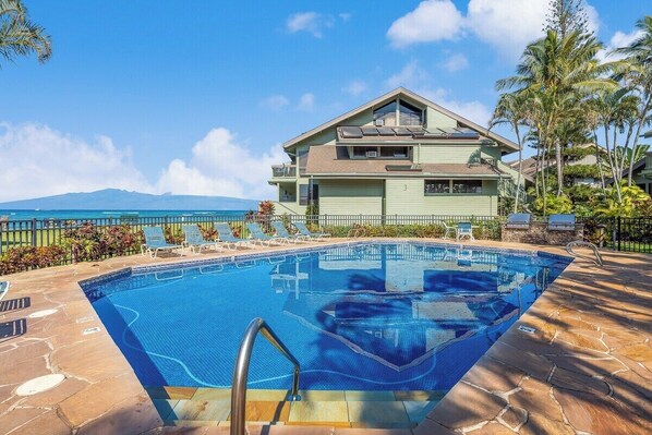 Alberca al aire libre 