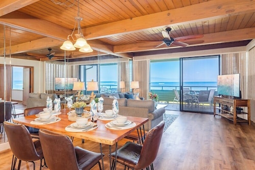 Updated OceanFront 3BD wPool AC Ocean View - Kahana Outrigger 3A2