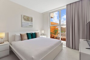 2 camere, una cassaforte in camera, una scrivania, ferro/asse da stiro