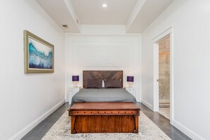 1 habitación, tabla de planchar con plancha, internet y ropa de cama 