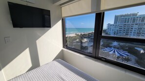 3 bedrooms, iron/ironing board, free WiFi