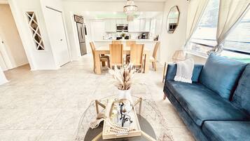 Smart-tv en een open haard