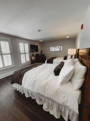 1 غرفة نوم ومكواة/لوح كي وواي فاي