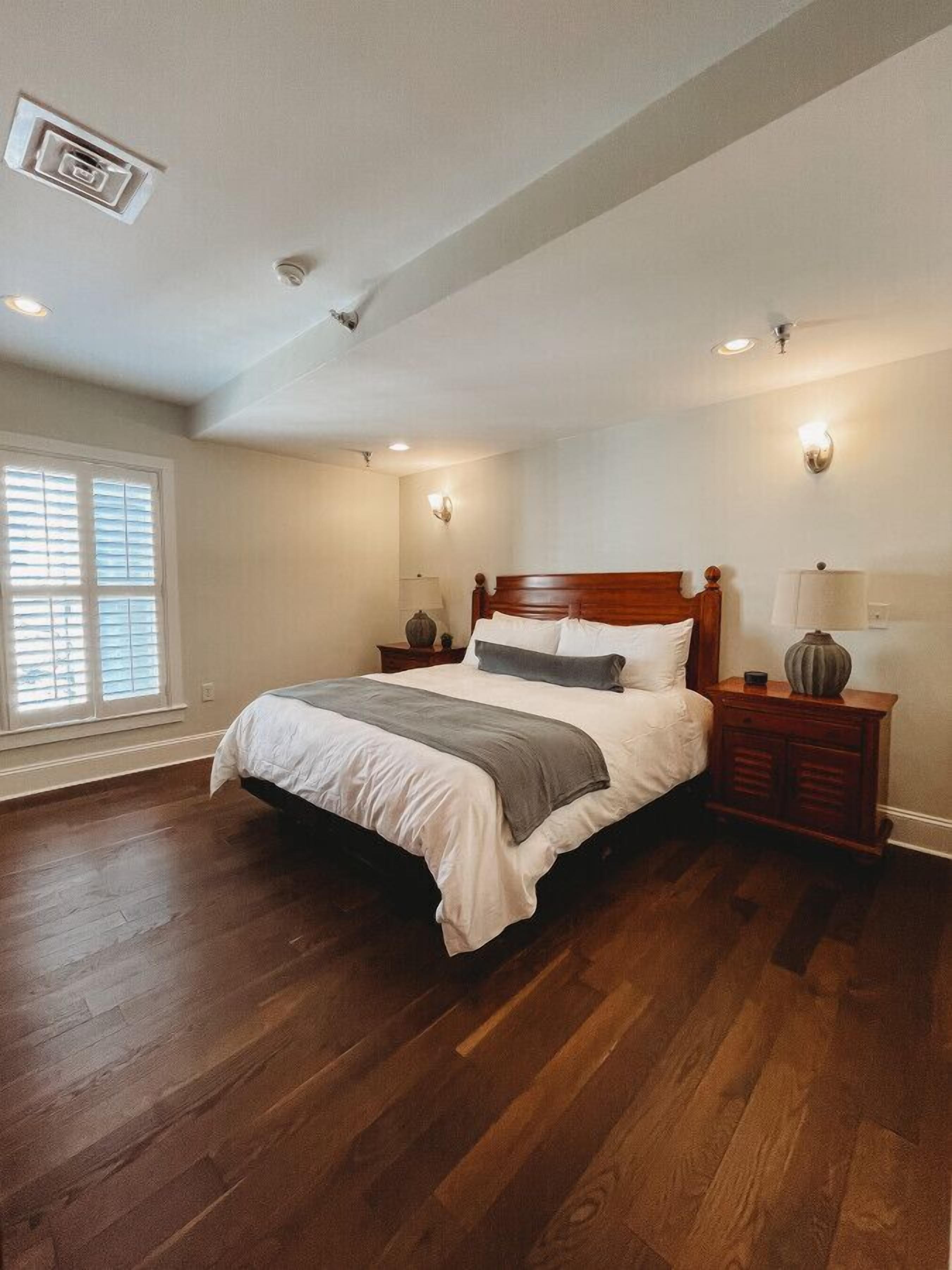 1 bedroom, iron/ironing board, WiFi